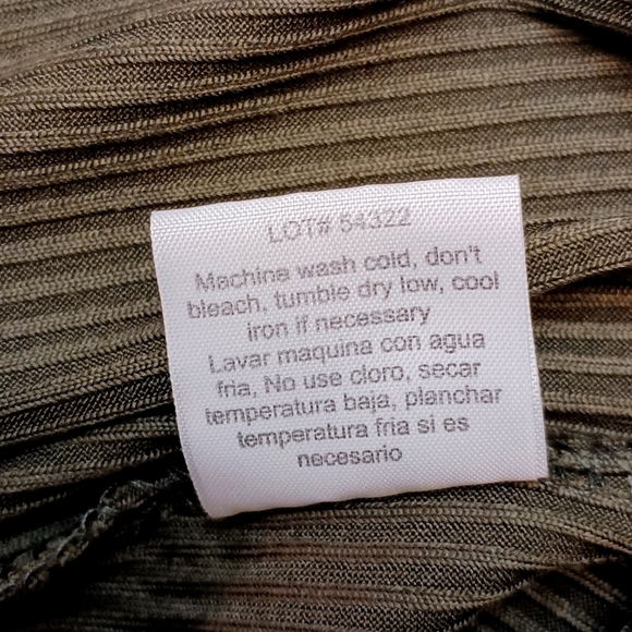 Poof New York Olive Green Ribbed Top - Picture 5 of 5